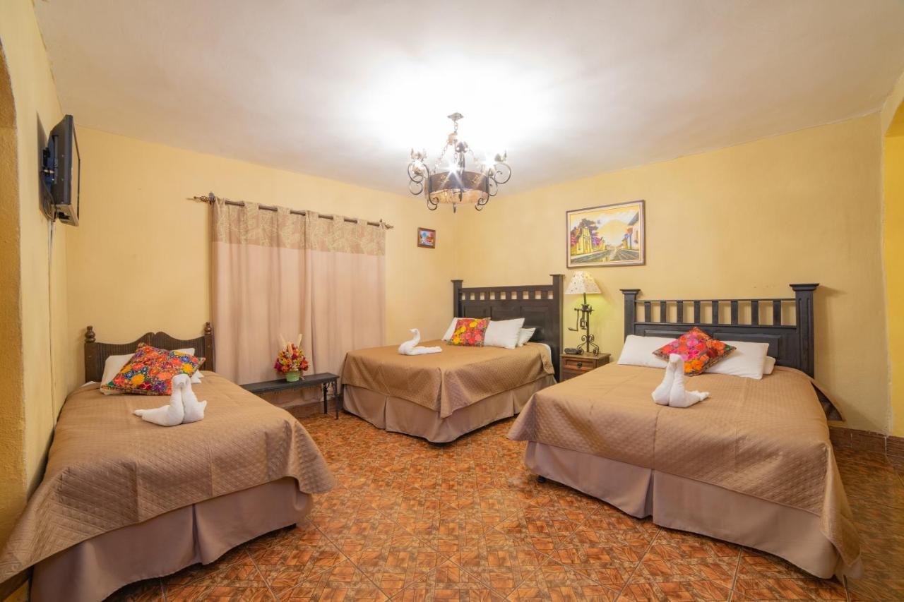 Hotel Gran Plaza Euromaya Антигуа-Гватемала Экстерьер фото